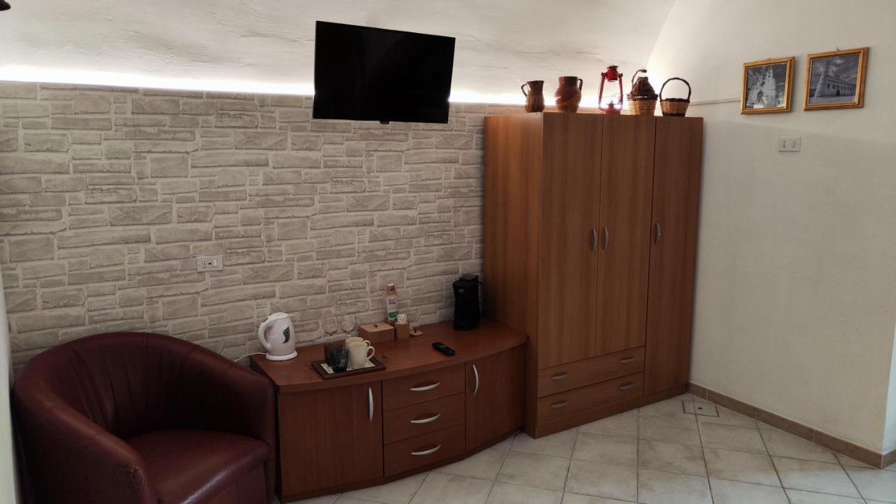 La Locanda Di Nonno Paolo Алтамура Екстериор снимка